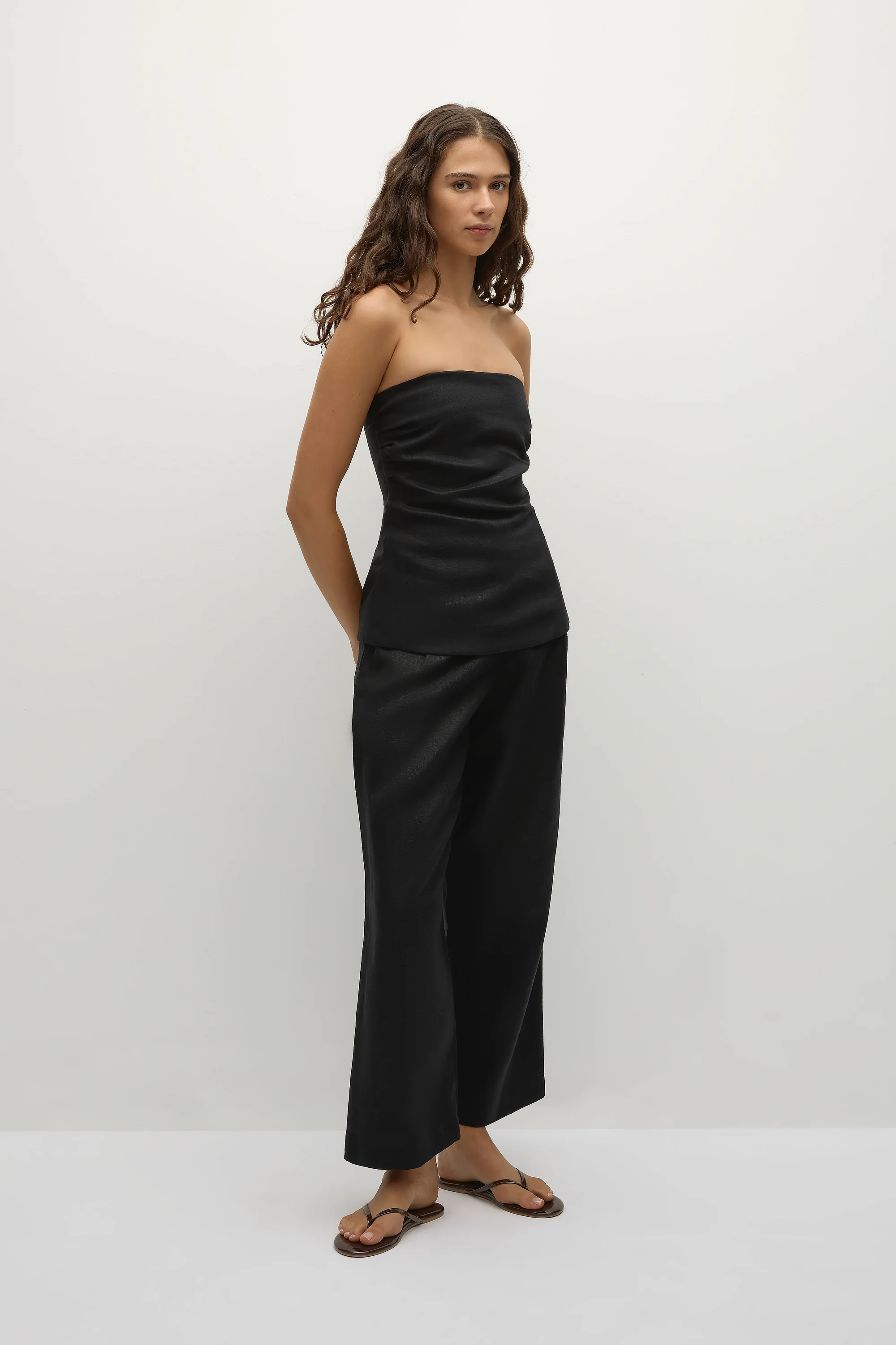 Alexa Top Black - Image 2