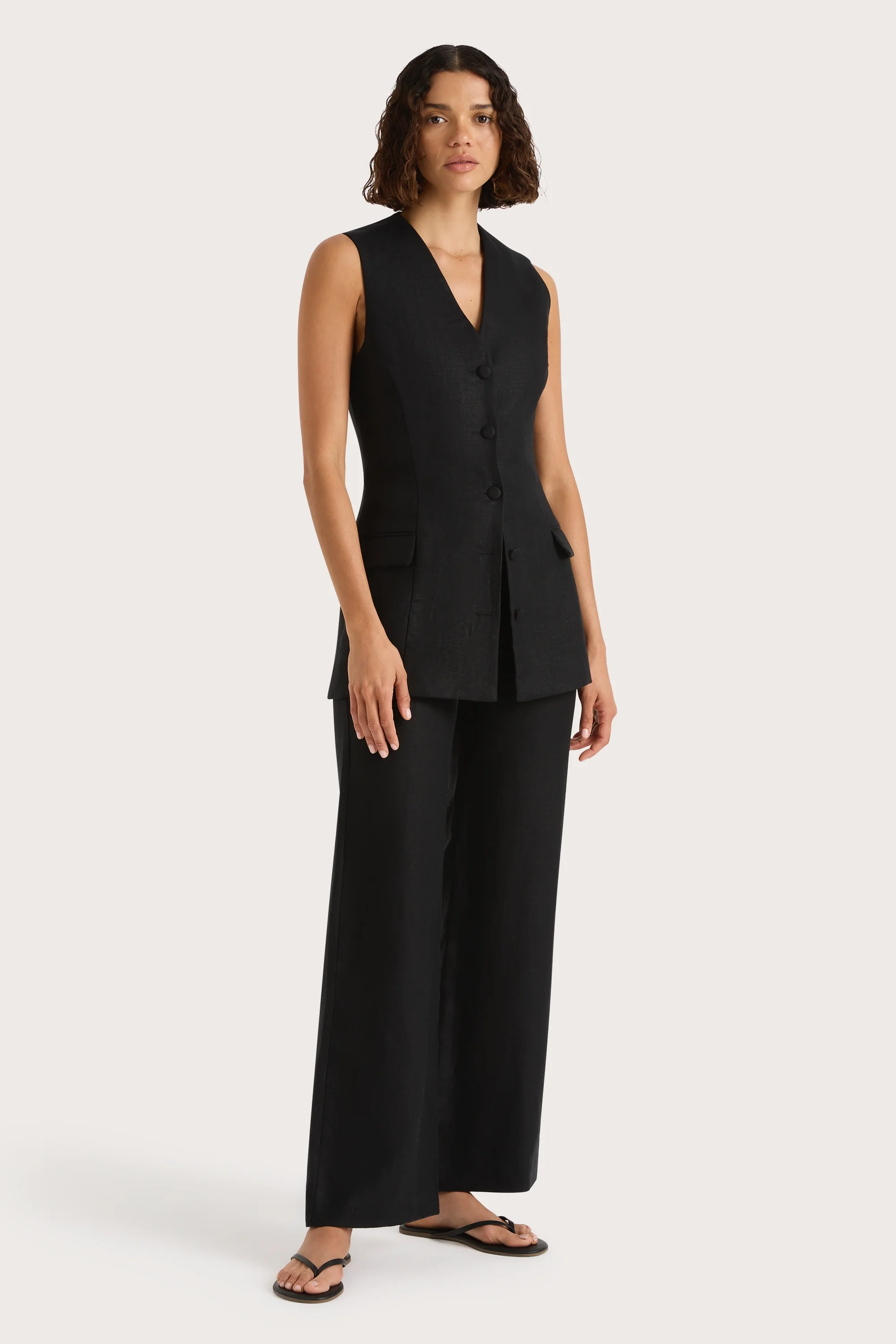 Eloise Vest Black - Final Sale - Image 3
