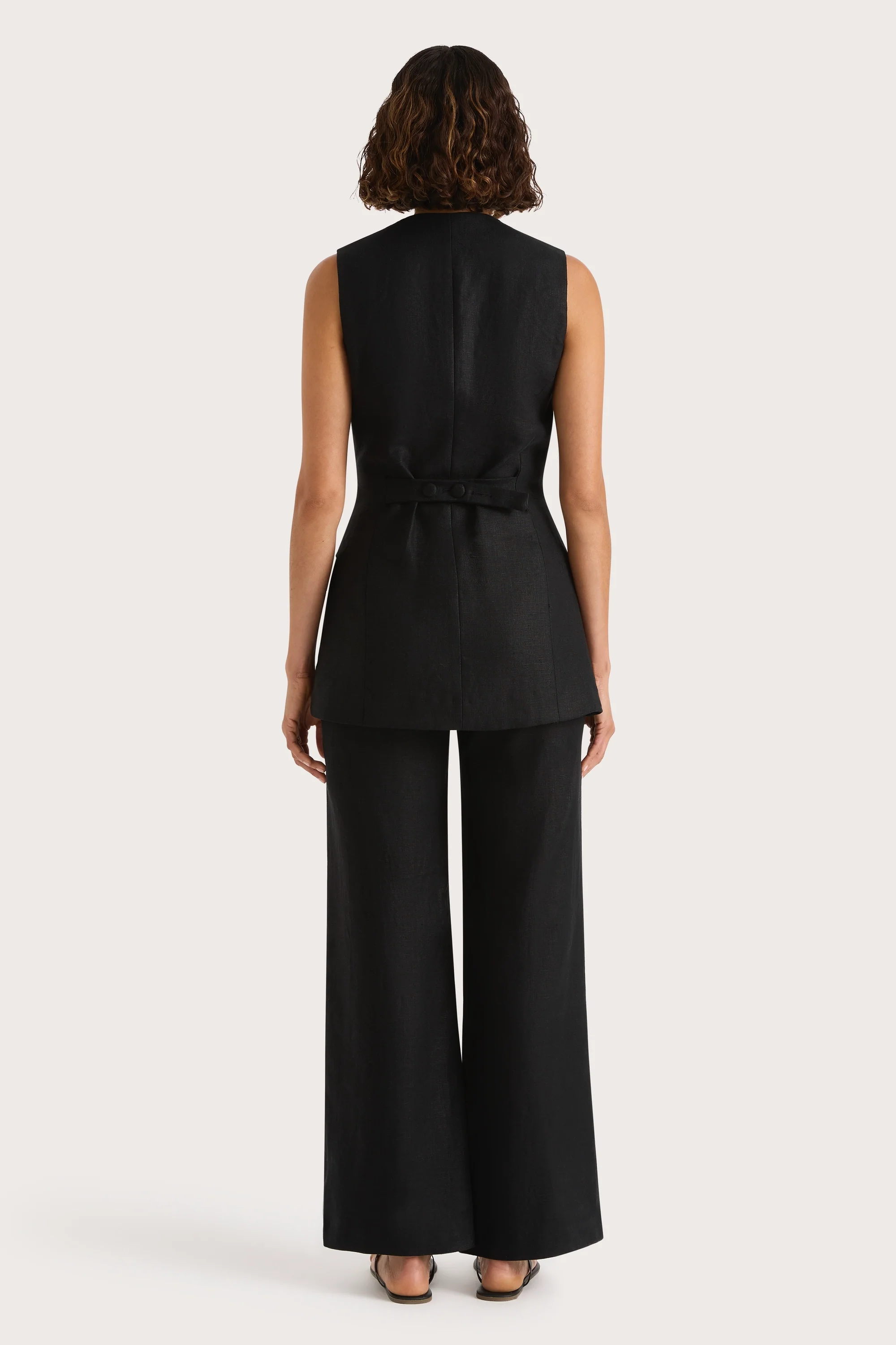 Eloise Vest Black - Final Sale - Image 4