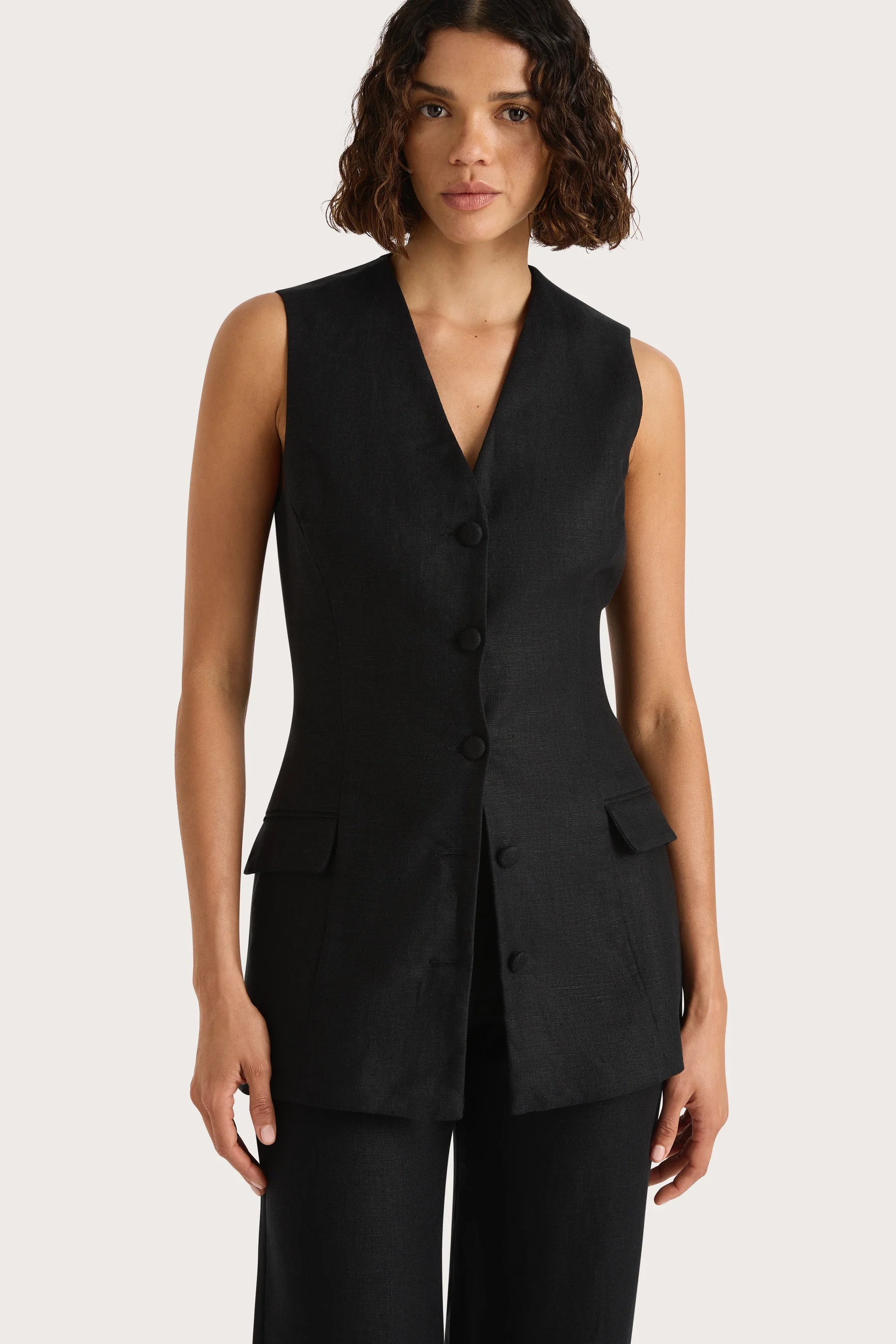 Eloise Vest Black - Final Sale - Image 5