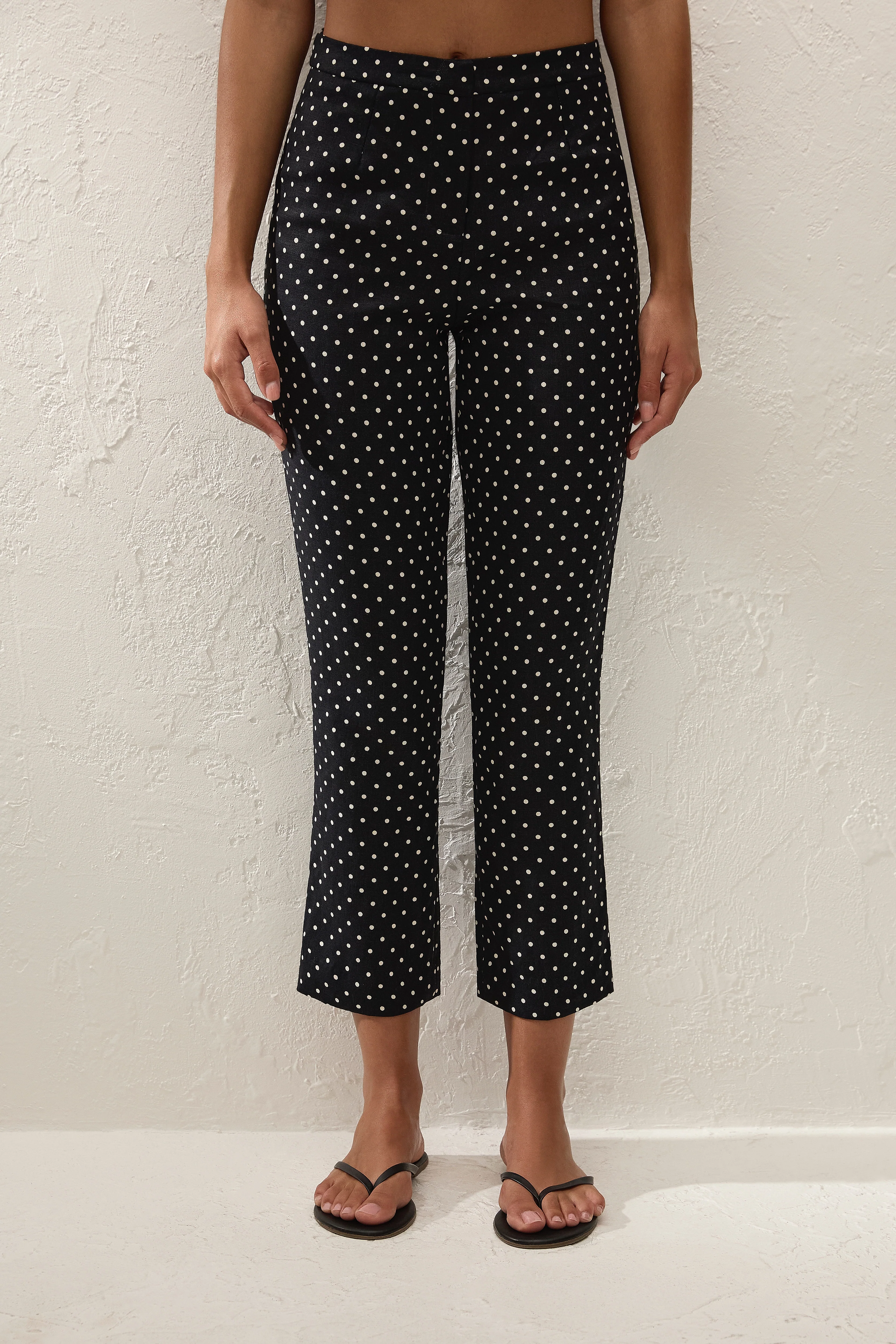 Iria Capri Pant Lola Polka Dot Black Cream - Image 2