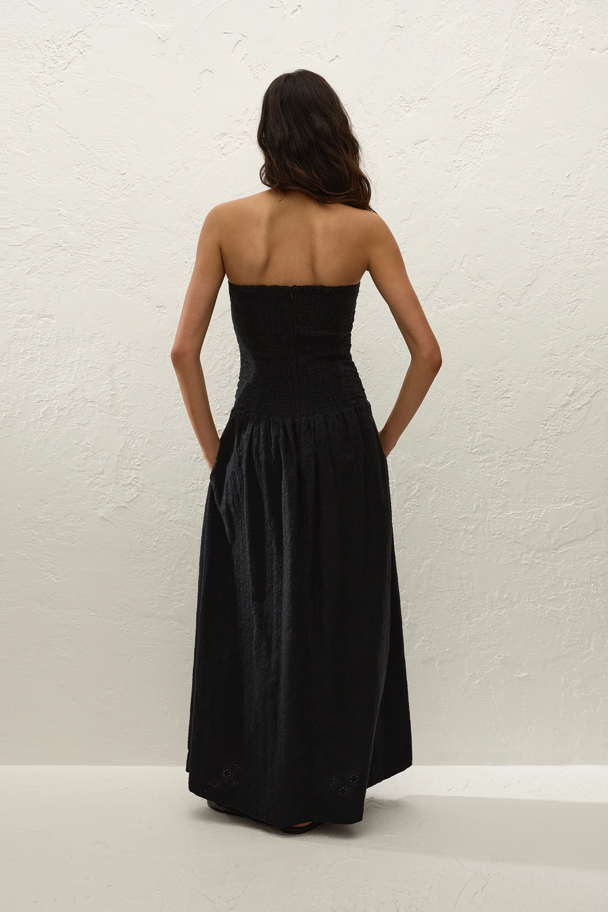 Lia Maxi Dress Valentina Broderie Black - Image 7