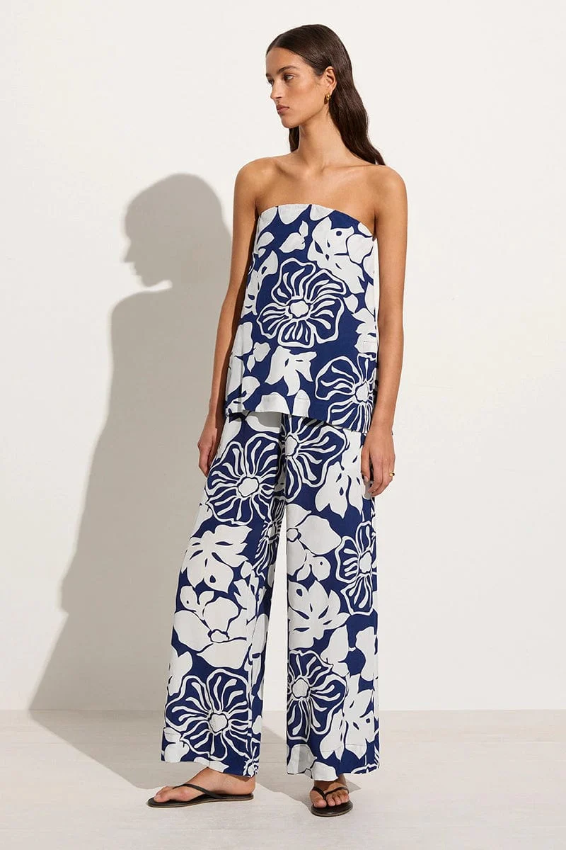 Lizette Top Mica Floral Navy - Final Sale - Image 5