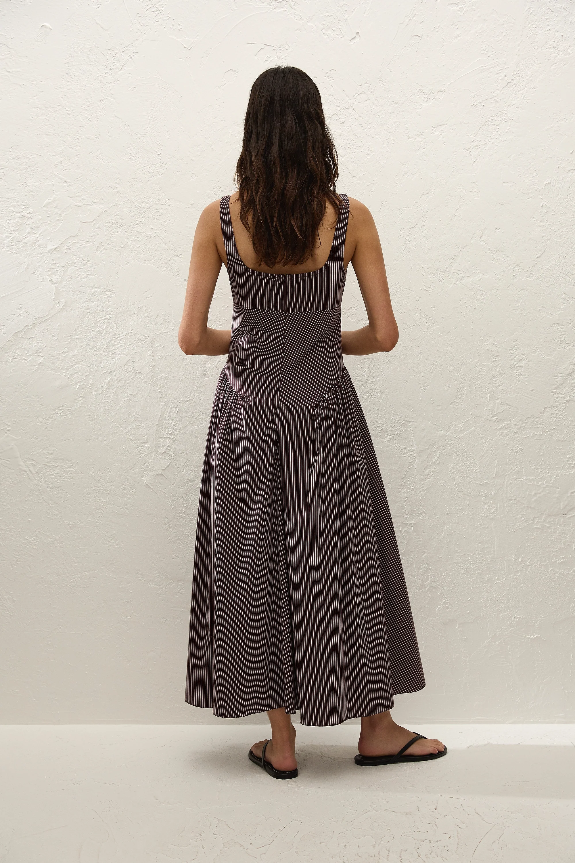 Olas Midi Dress Rocio Pinstripe Chocolate Plum - Image 5
