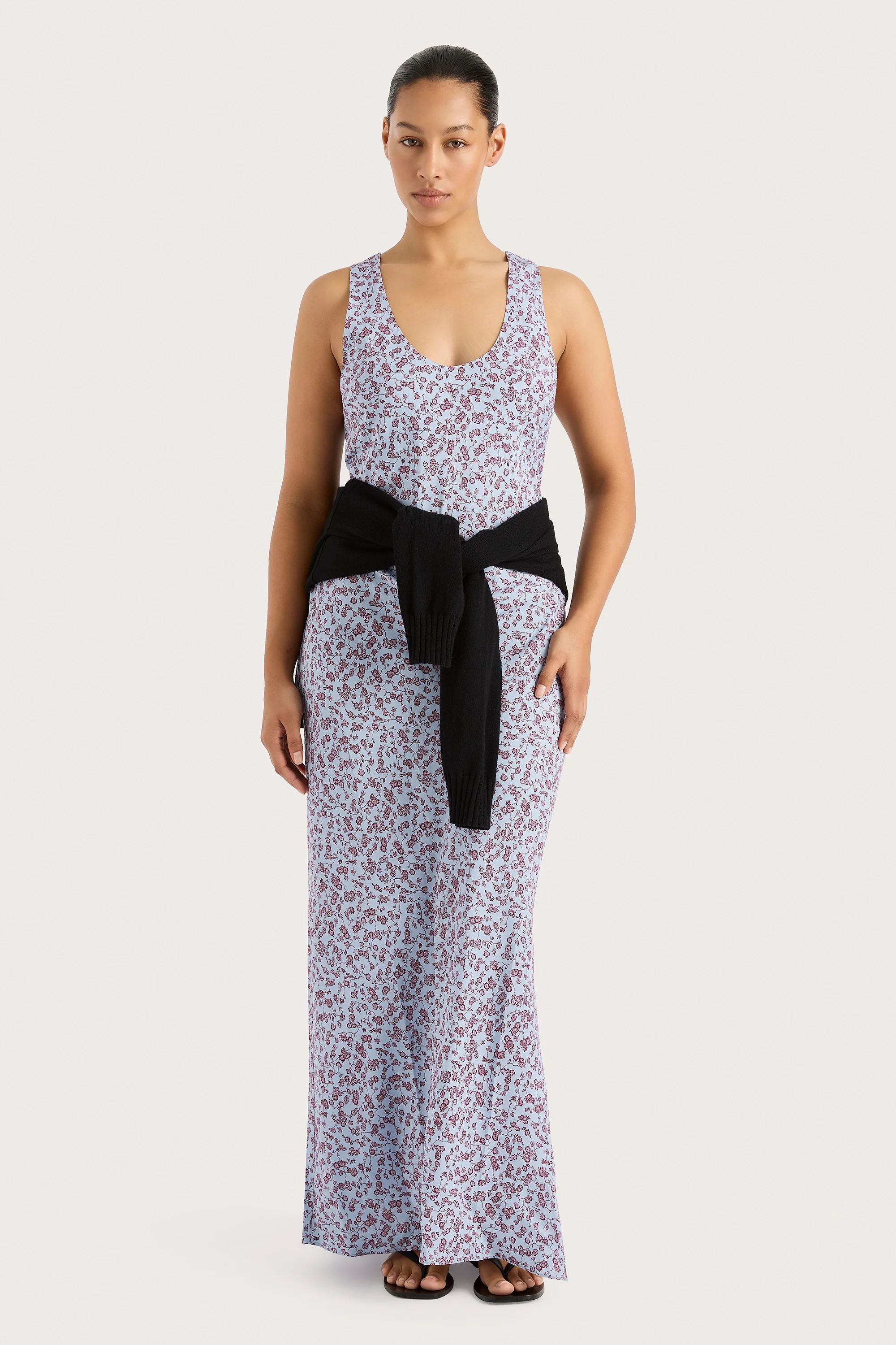 Olivia Maxi Dress Amaryllis Floral Blue - Final Sale - Image 4