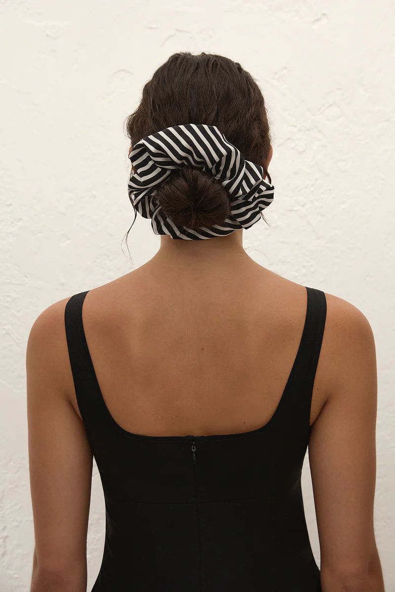 Hair Scrunchie Toscano Stripe Black - Image 4