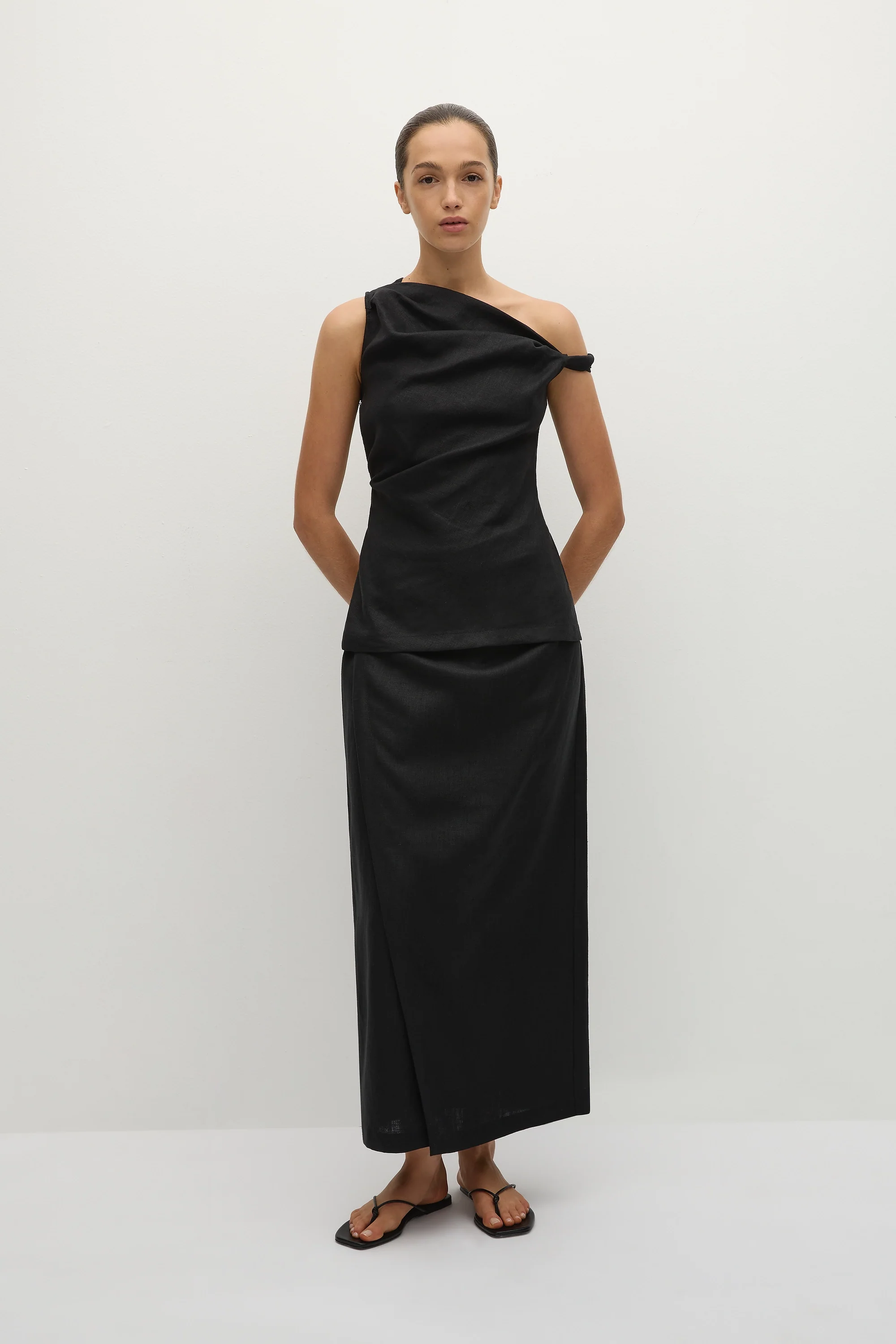Suis Skirt Black - Final Sale