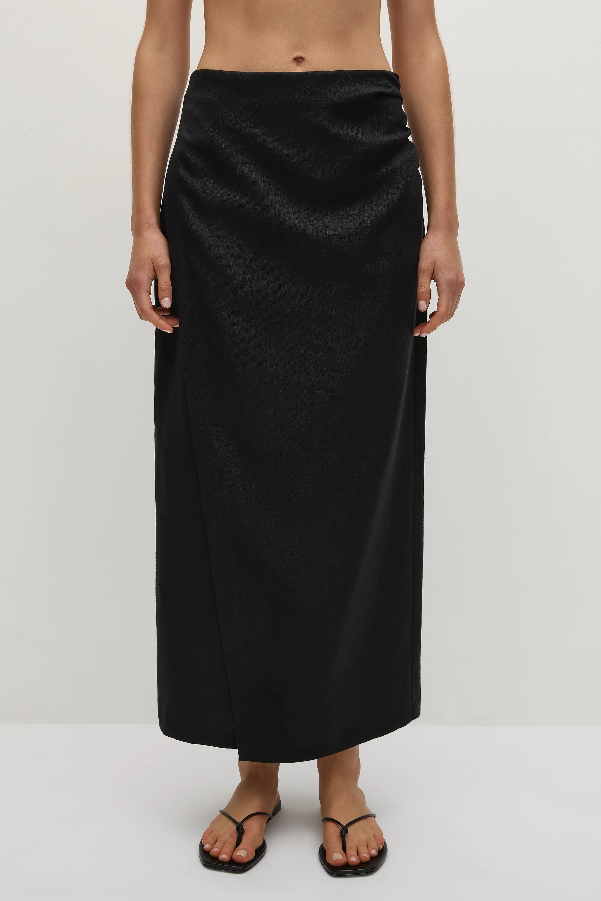 Suis Skirt Black - Final Sale - Image 2