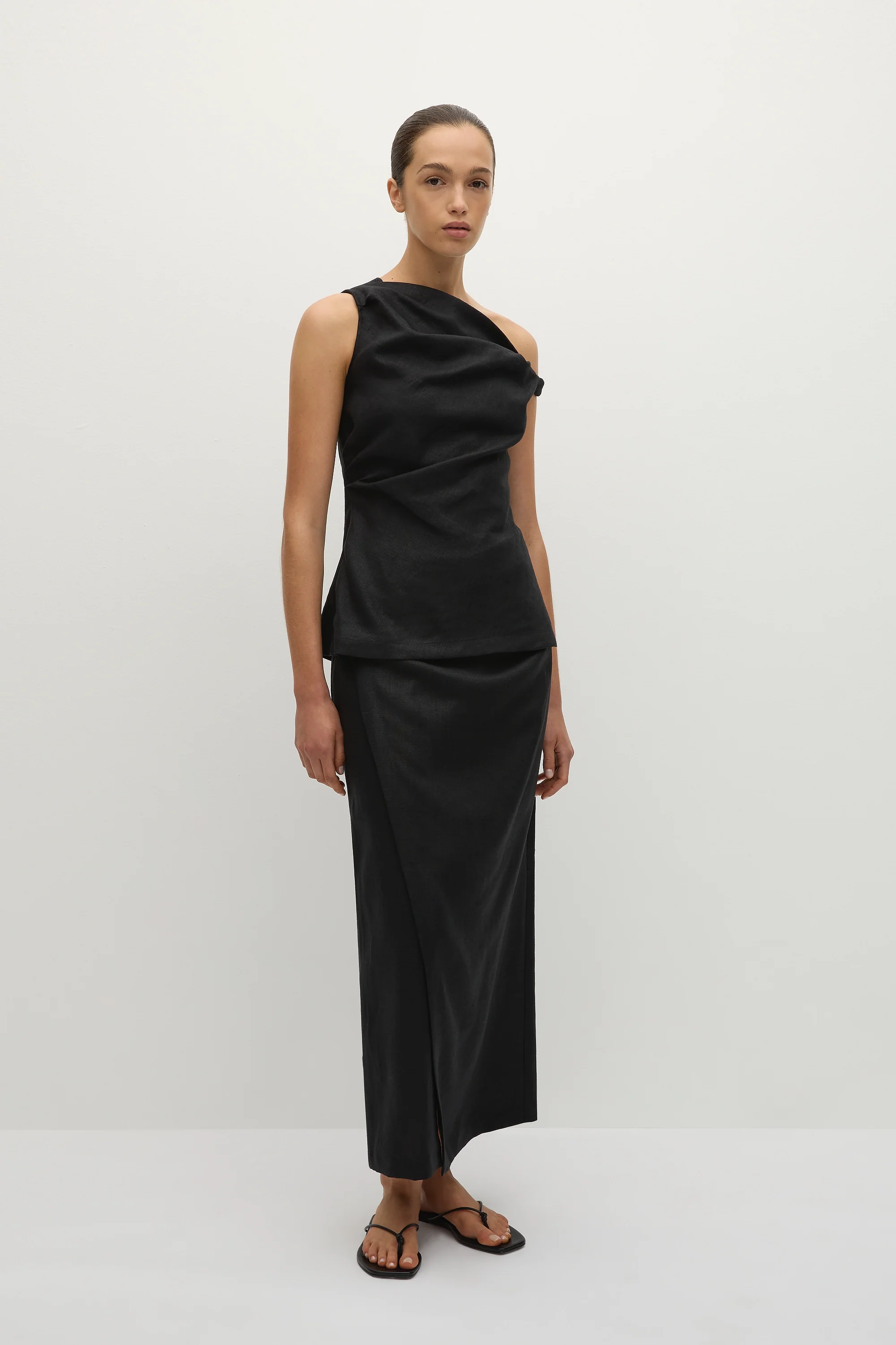 Suis Skirt Black - Final Sale - Image 3